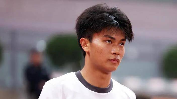 获得更多出, 冠军 获得更多出, 冠军